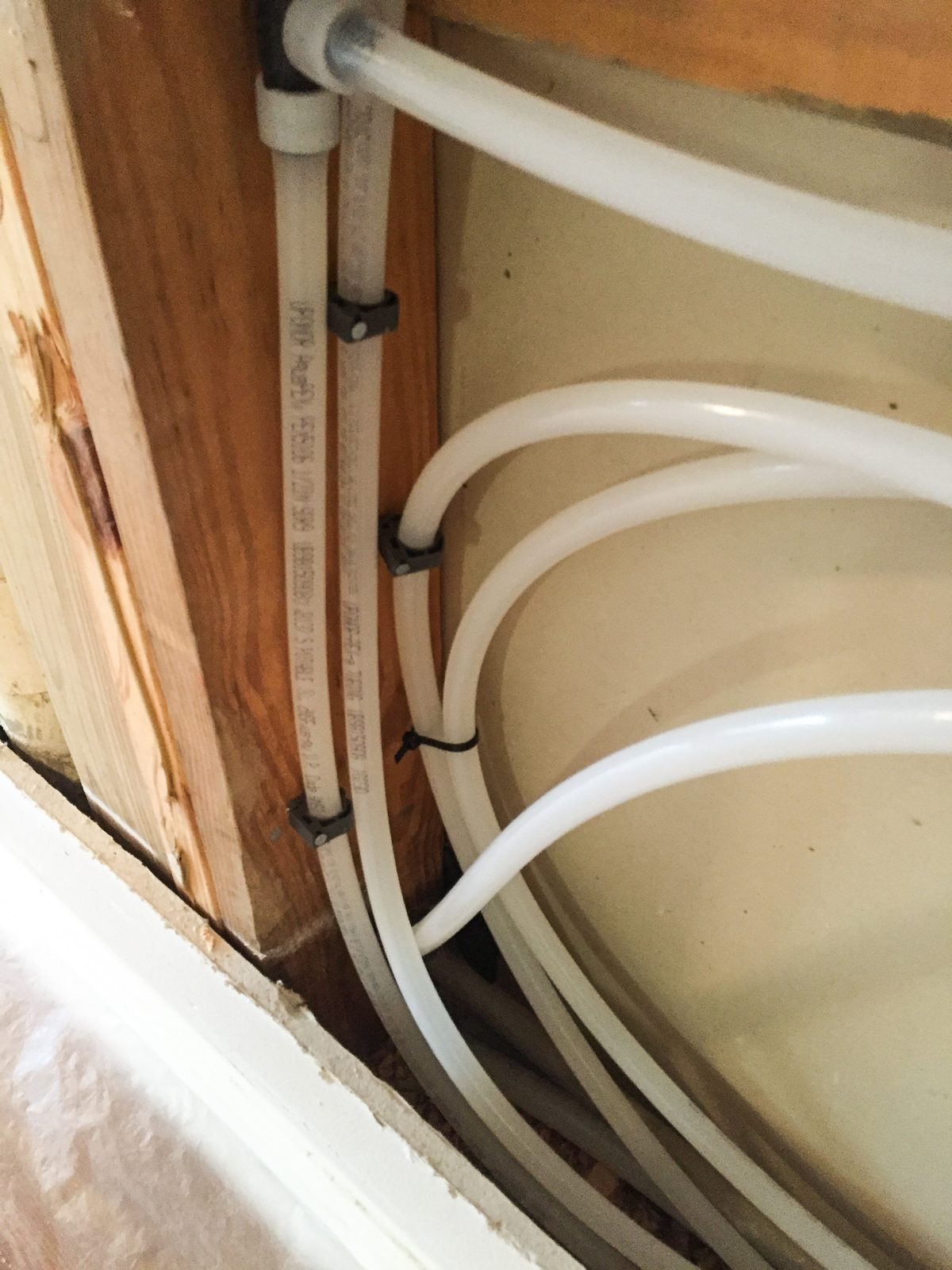 San Clemente whole house repipe photo showing pipe replacement planning by Repipe OC